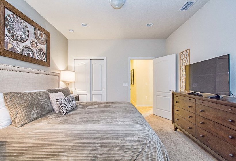 Windsor At Westside6 Bedrooms House W/pool3709ww