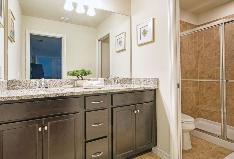 Windsor At Westside8 Bedrooms House W/pool3719ww