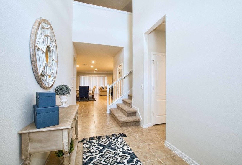 Windsor At Westside8 Bedrooms House W/pool3719ww