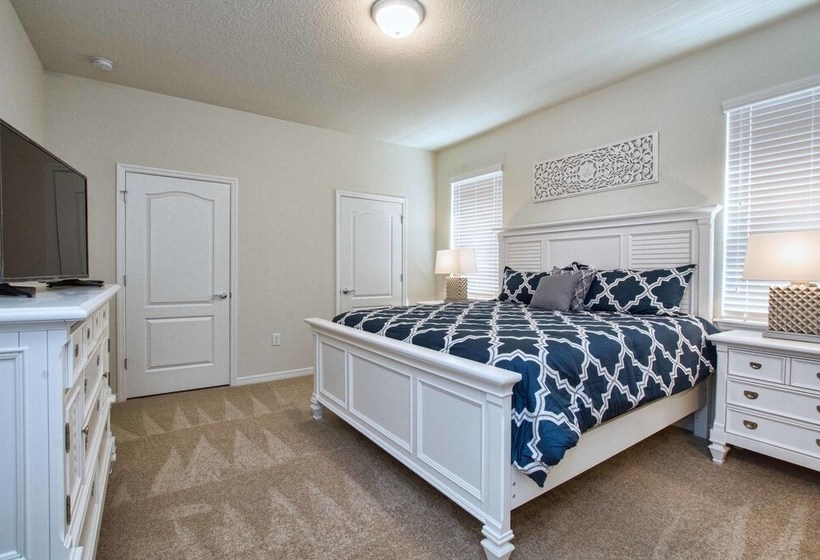 Windsor At Westside8 Bedrooms House W/pool3719ww