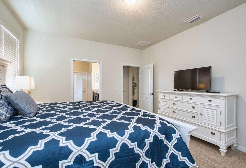 Windsor At Westside8 Bedrooms House W/pool3719ww