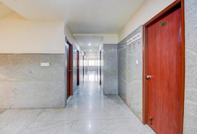 Hôtel Nar Comforts [unit Of Narayani Guest House]