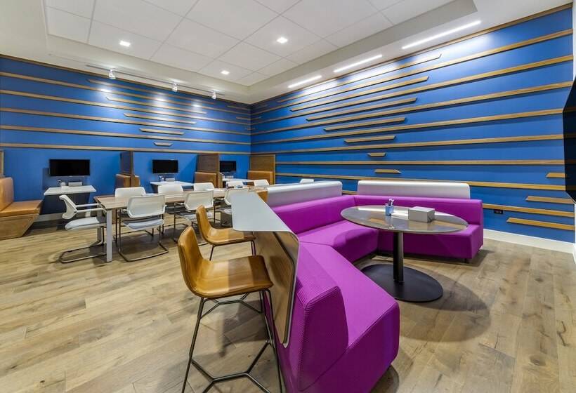 فندق Omni Oklahoma City