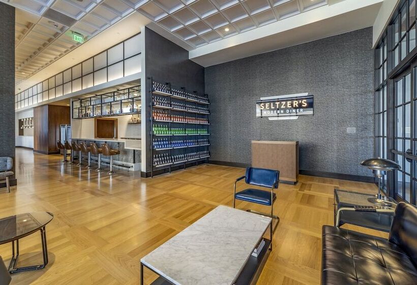 فندق Omni Oklahoma City