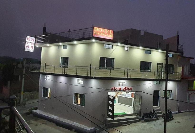 בית מלון כפרי Sangam Guesthouse