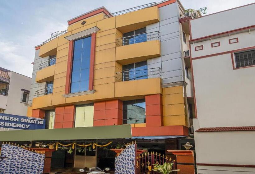 Отель Spot On Sgs Residency