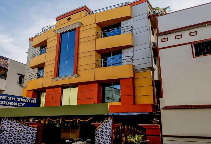 Отель Spot On Sgs Residency