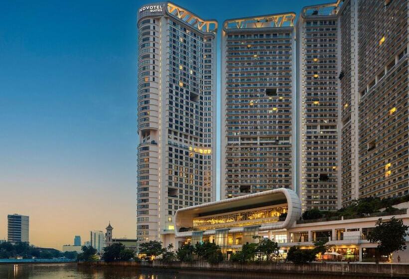 Novotel Suites Manila At Acqua