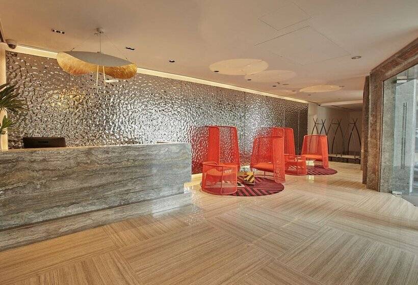 Novotel Suites Manila At Acqua