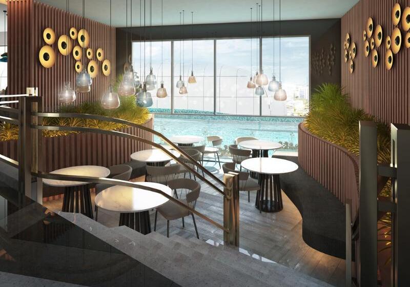 Novotel Suites Manila At Acqua