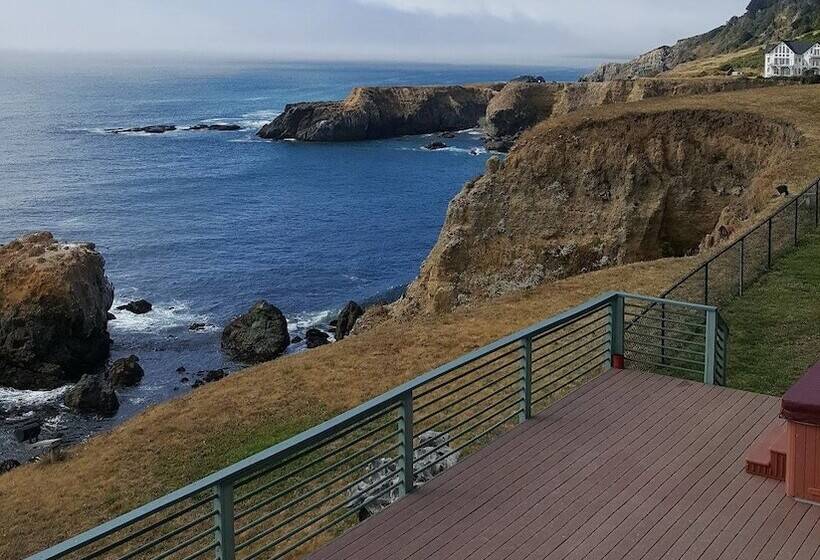 הוסטל Inn Of The Lost Coast