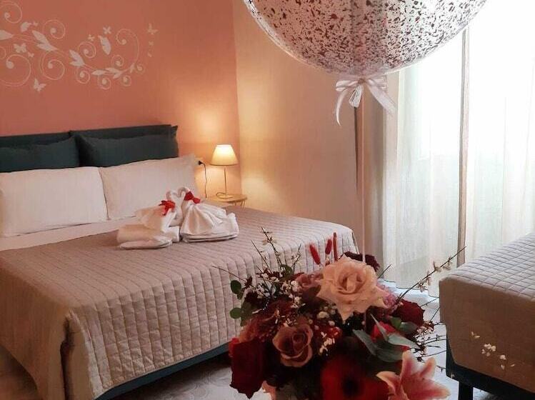 مبيت وإفطار Antica Dimora Le Sette Lune