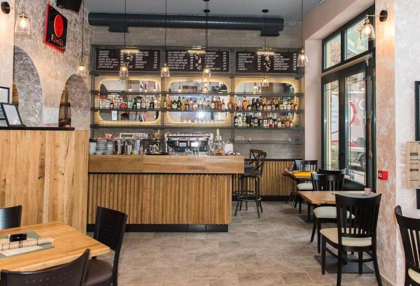 تختخواب و صبحانه Vila Emilia