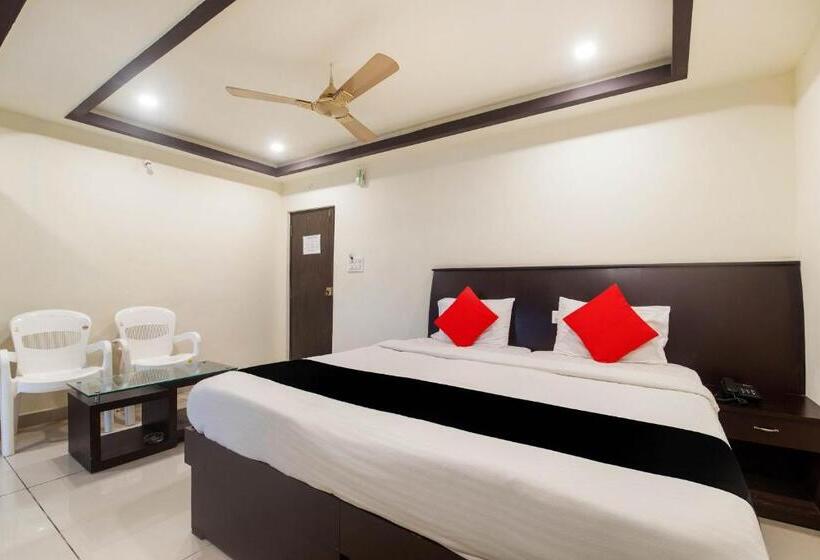 ホテル Capital O Alfa