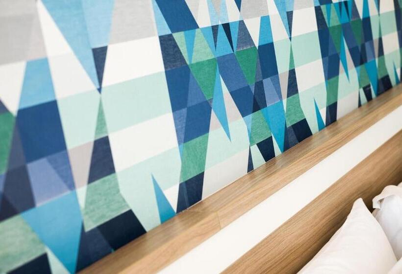 Carnmore Hotel Christchurch