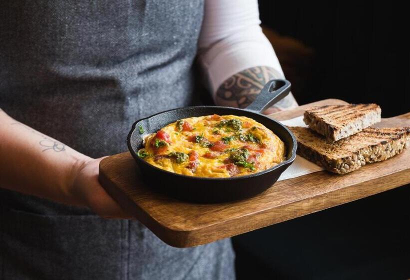 Carnmore Hotel Christchurch