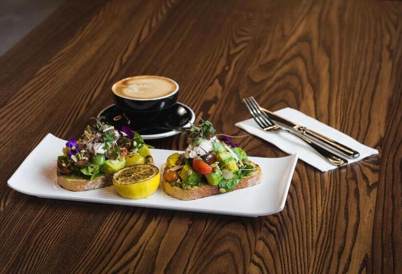 Carnmore Hotel Christchurch