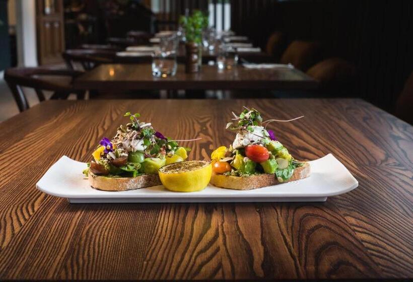 Carnmore Hotel Christchurch