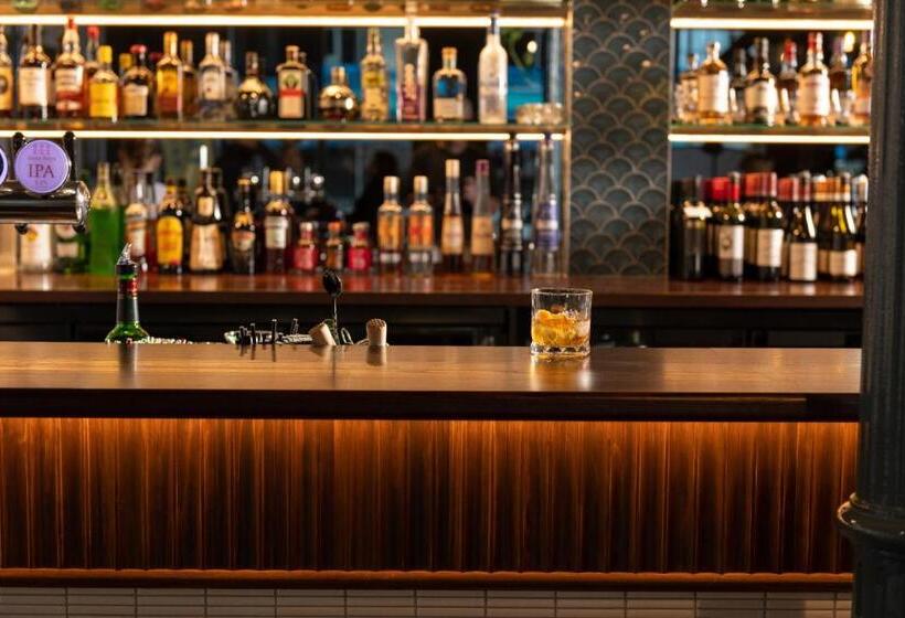 Carnmore Hotel Christchurch