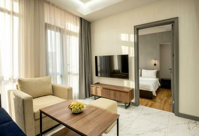 Hilltop North Avenue By Stellar Hotels, Yerevan