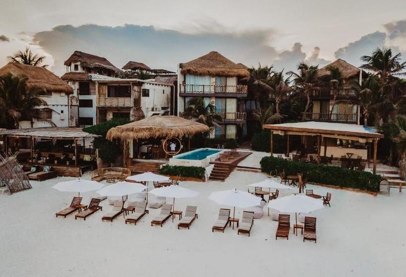 هتل Akkuun Tulum Adults Only