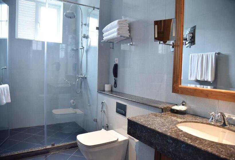 Araliya Red Budget Friendly Hotel Where You Find Stunning 360 Panoramic View Of Nuwara Eliya