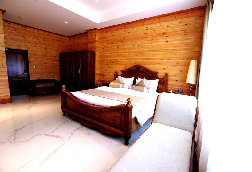 Araliya Red Budget Friendly Hotel Where You Find Stunning 360 Panoramic View Of Nuwara Eliya