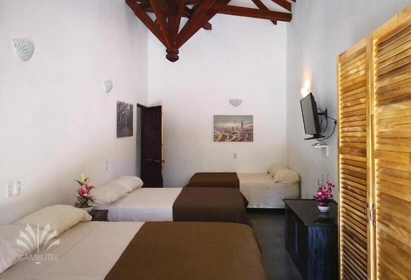 ホテル Bambutel Cocles