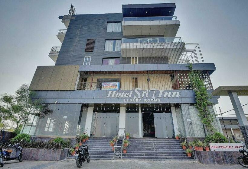 호텔 Collection O 74212 Oth Sri7 Inn