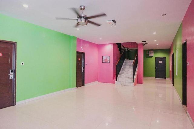 فندق Dna Fun Zone Pekanbaru