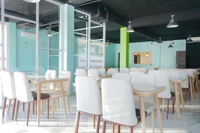 فندق Dna Fun Zone Pekanbaru