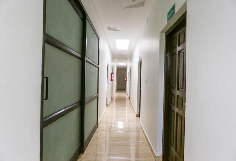 בית מלון כפרי Flagship 48731 Pradeep Hostel