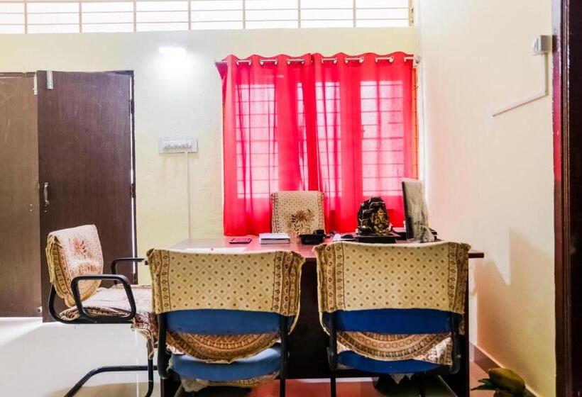 Отель Flagship Dream Stay