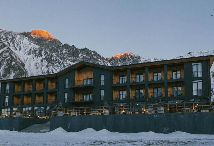 هتل Intourist Kazbegi