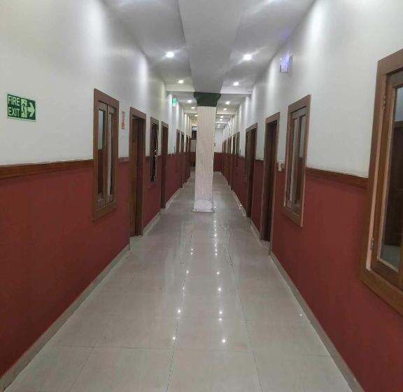 فندق Oyo 23101  Amarpali