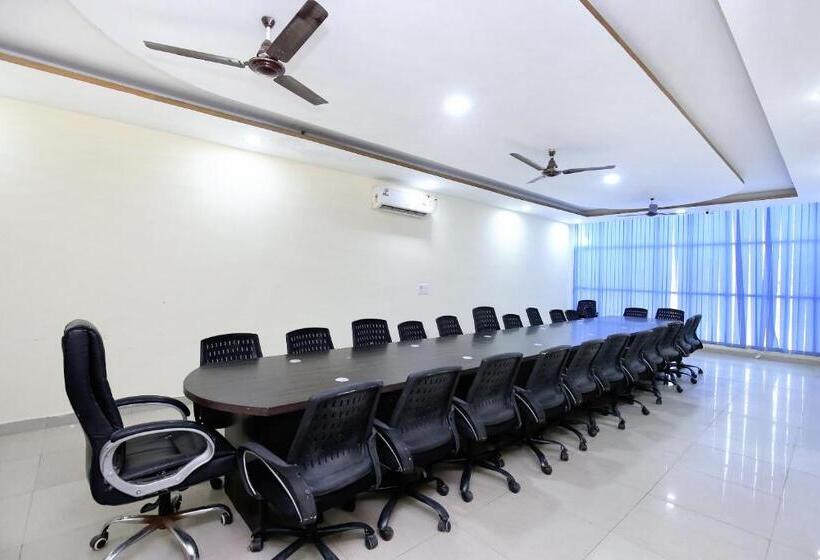 فندق Oyo 23101  Amarpali