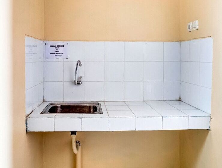 호텔 Oyo 3878 Graha Hsc Syariah