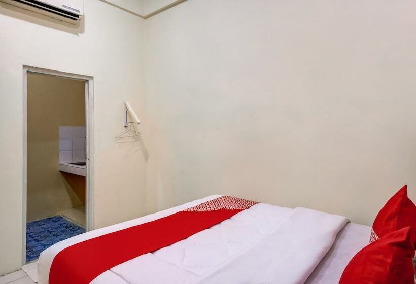 호텔 Oyo 3878 Graha Hsc Syariah