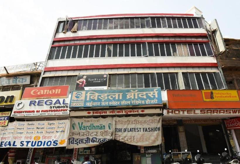 호텔 Oyo 41893  Sahdev