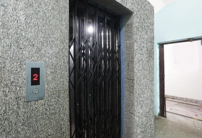 Hotel O Aarshi Palace