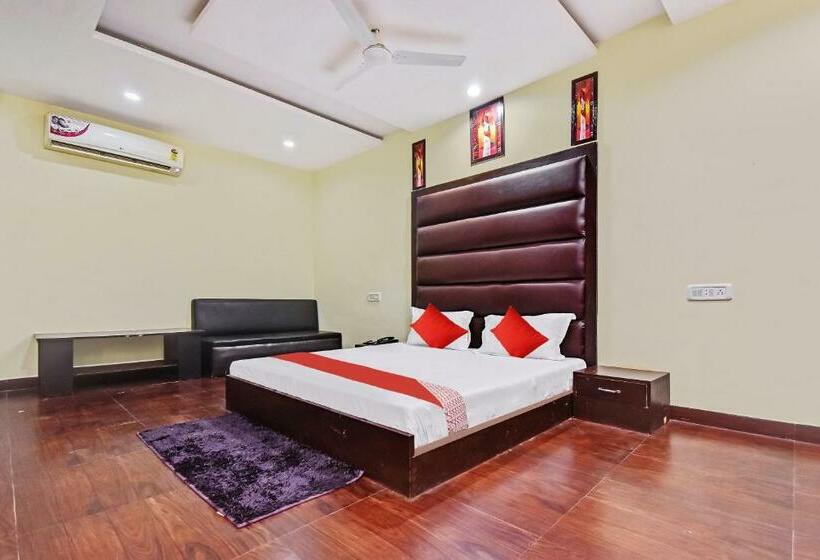 בית מלון כפרי Oyo 46589  Shivam Paradise