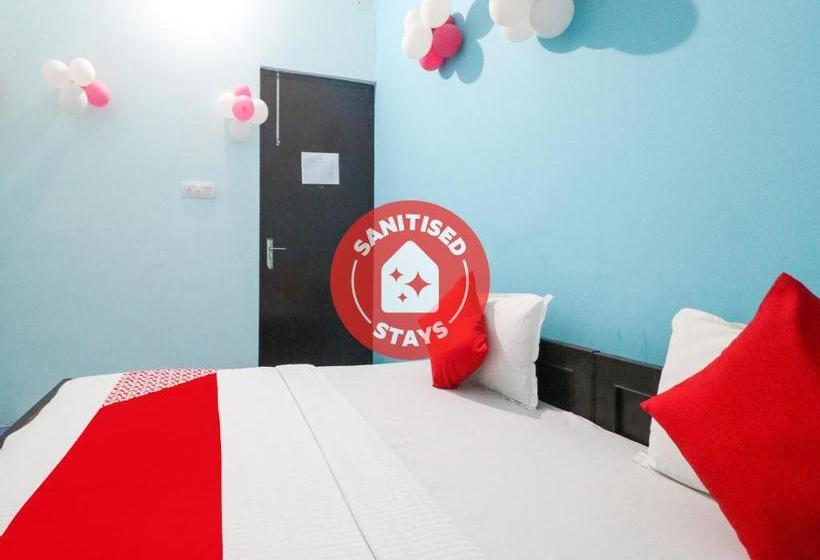 فندق Oyo 73552 The Nakshatra