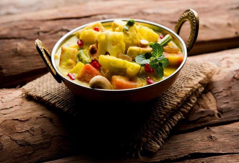 Отель Oyo 75016 Dezire