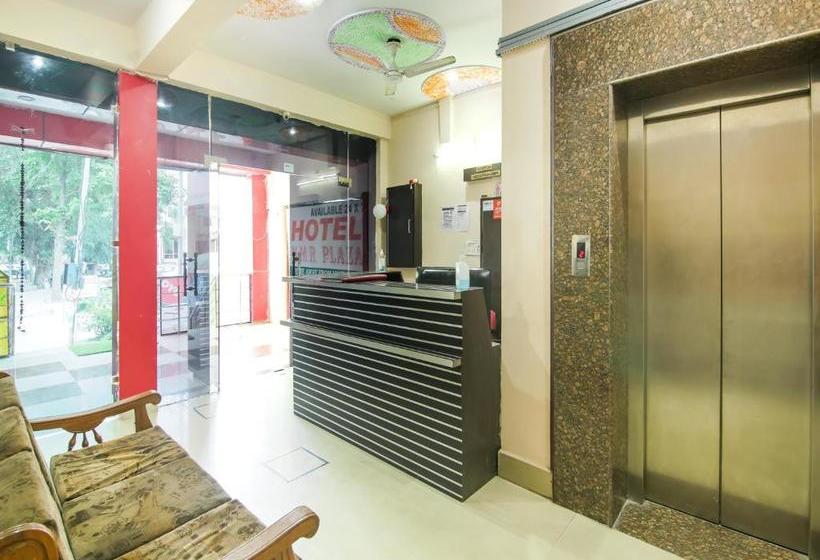 בית מלון כפרי Oyo 75664  Nmr Plaza