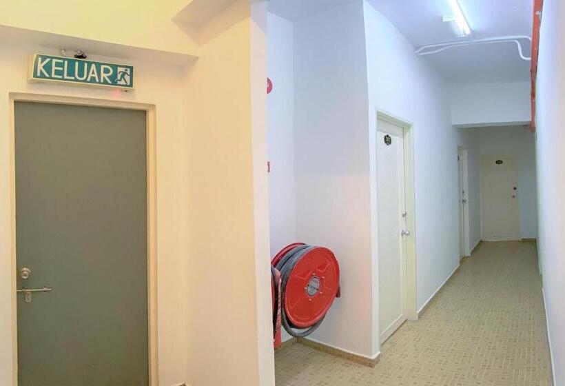 בית מלון כפרי Oyo 89540 B  Penang