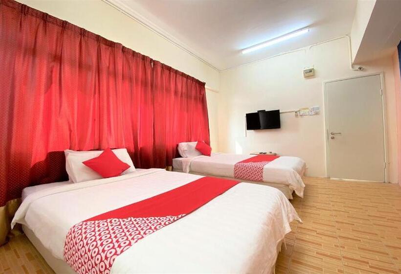 בית מלון כפרי Oyo 89540 B  Penang