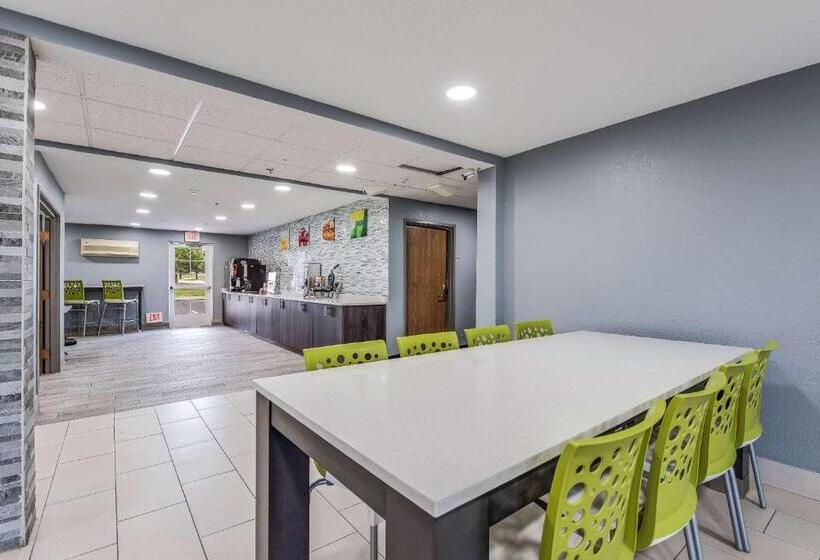 فندق Quality Inn Owatonna Near Medical Center