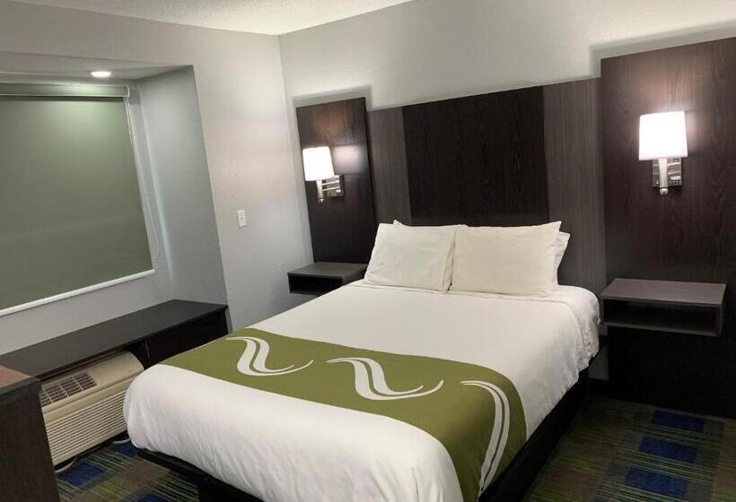 فندق Quality Inn Owatonna Near Medical Center