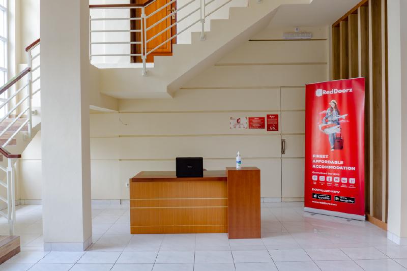 호텔 Reddoorz Near Jogja City Mall 4