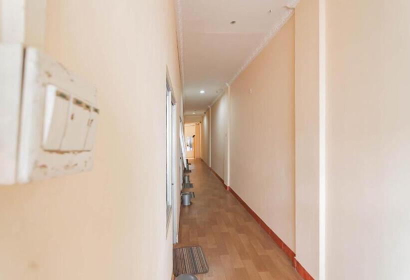 فندق Reddoorz Near Pasar Klandasan Balikpapan